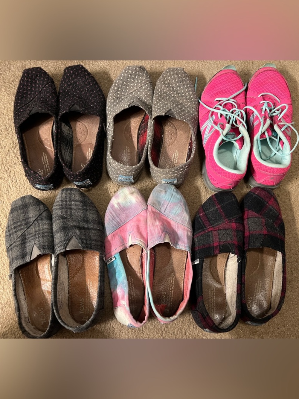 Lot OLD TOMS and New Balance Women’s Shoes